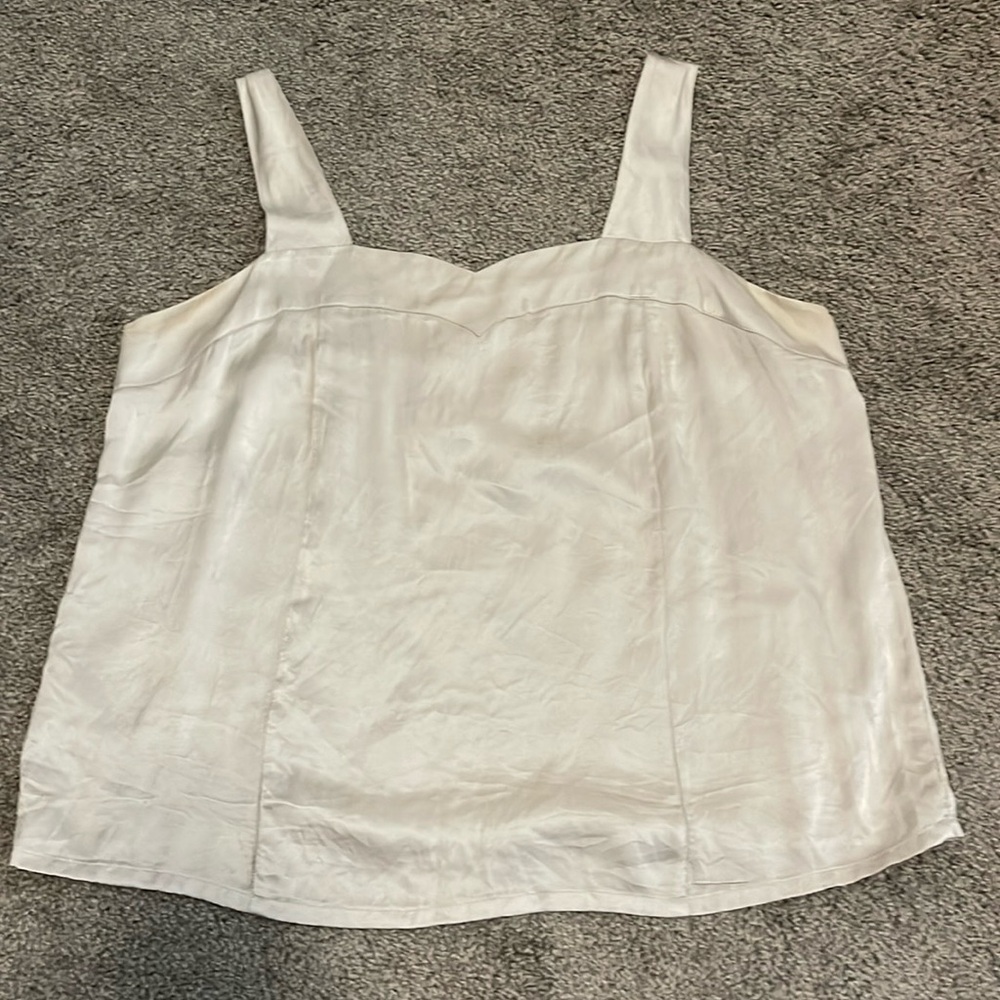 Plus Size Small 100% Silk Silver Tank